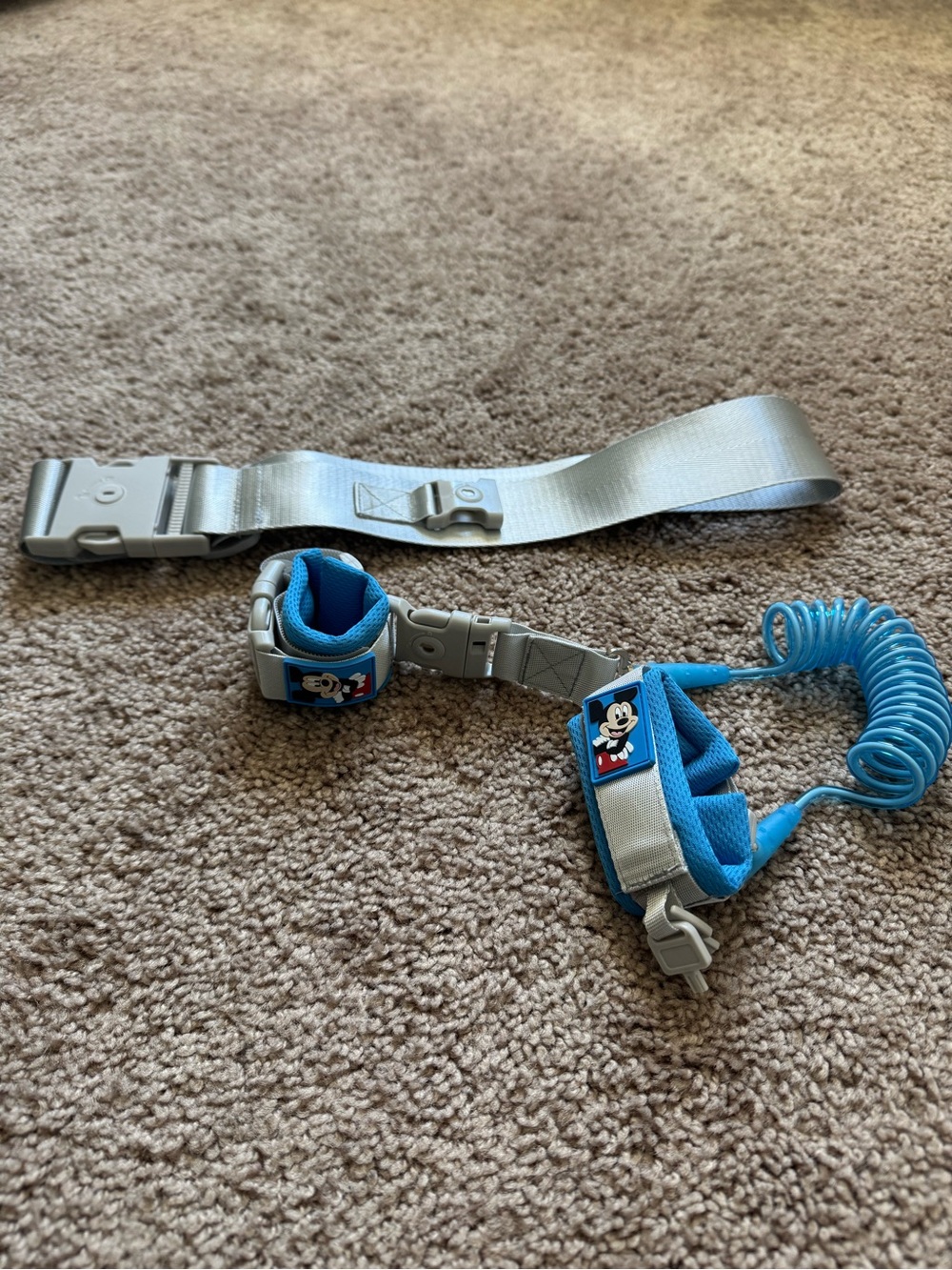 Mickey Mouse Toddler Wrist/Waist Link Safety Harness Adjustable Buckle Blue/Gray